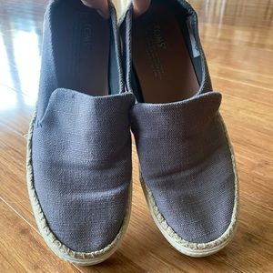 Vegan Toms platform